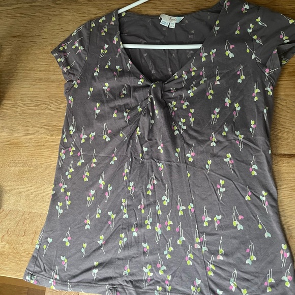 BODEN V-Neck Knot Top US size 4 Taupe/Gray, Pink, Kelly green - Picture 7 of 7